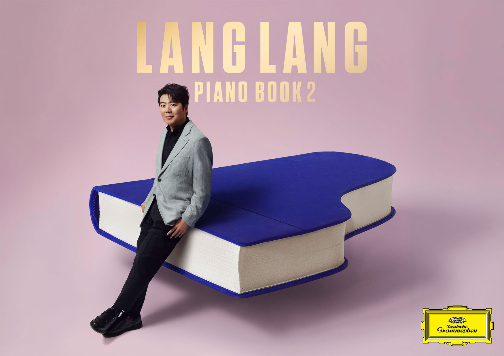 01-lang-lang-portrait-piano-book-2©SonjaMueller+DirkRudolph2025