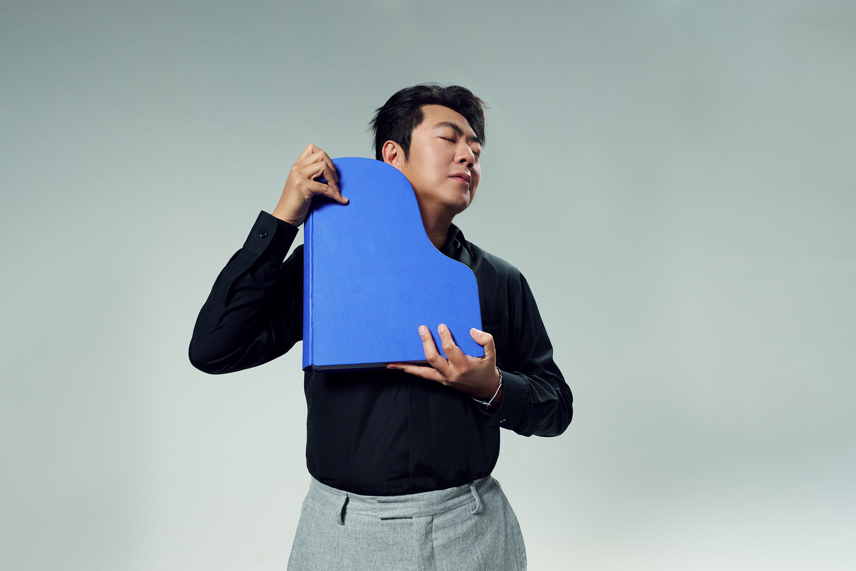 04-lang-lang-portrait-piano-book-2-SonjaMueller