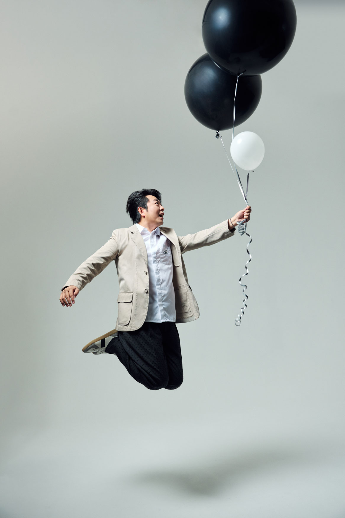 08-lang-lang-portrait-piano-book-2-SonjaMueller